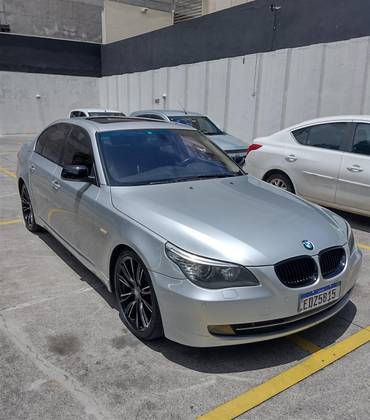 BMW 550i 4.8 SEDAN V8 32V GASOLINA 4P AUTOMÁTICO BMW 550i 4.8 SEDAN V8 32V GASOLINA 4P AUTOMÁTICO